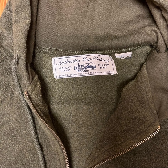 Authentic Gap Clothing hoodie - Picture 2 of 3